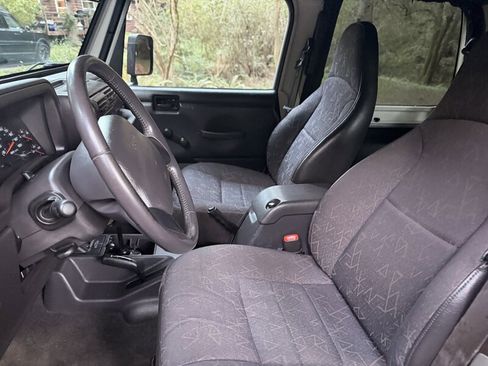 Used 2001 Jeep Wrangler Sport image 7