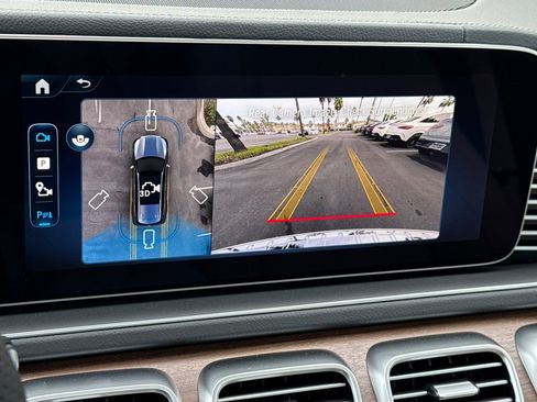 New 2026 Mercedes-Benz GLS 450 4MATIC image 17