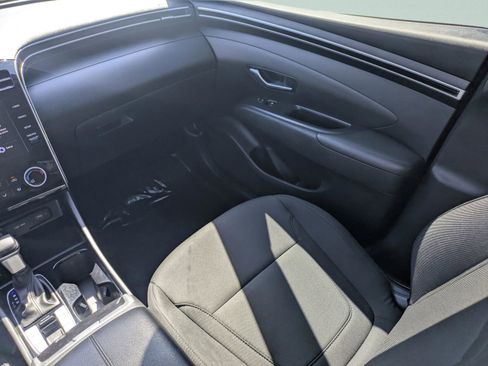 Used 2023 Hyundai Tucson SE image 23