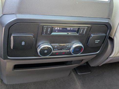 Used 2021 Ford Expedition Limited AWD/4WD image 18