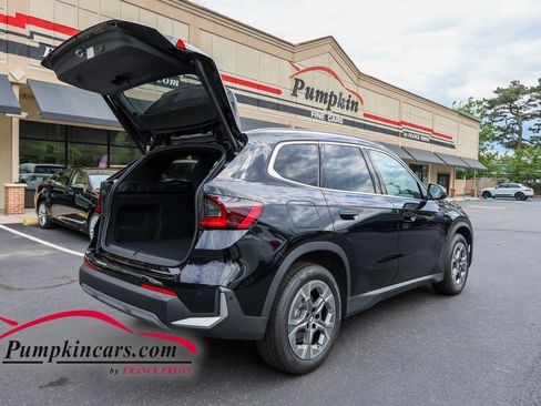 Used 2023 BMW X1 xDrive28i w/ Convenience Package AWD/4WD image 11