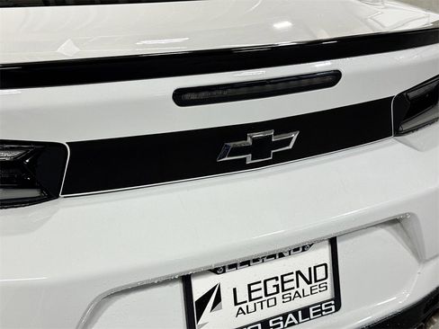 Used 2021 Chevrolet Camaro LT w/ Redline Edition image 11