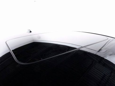 Used 2019 BMW X6 xDrive50i w/ M Sport Package image 43