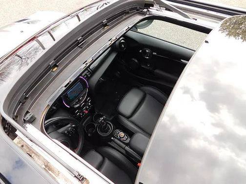 Used 2021 MINI Cooper S w/ 6.5" Touchscreen Package FWD image 6