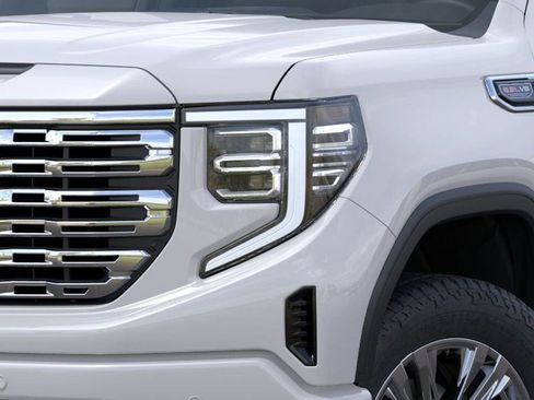 New 2025 GMC Sierra 1500 Denali w/ Technology Package image 10