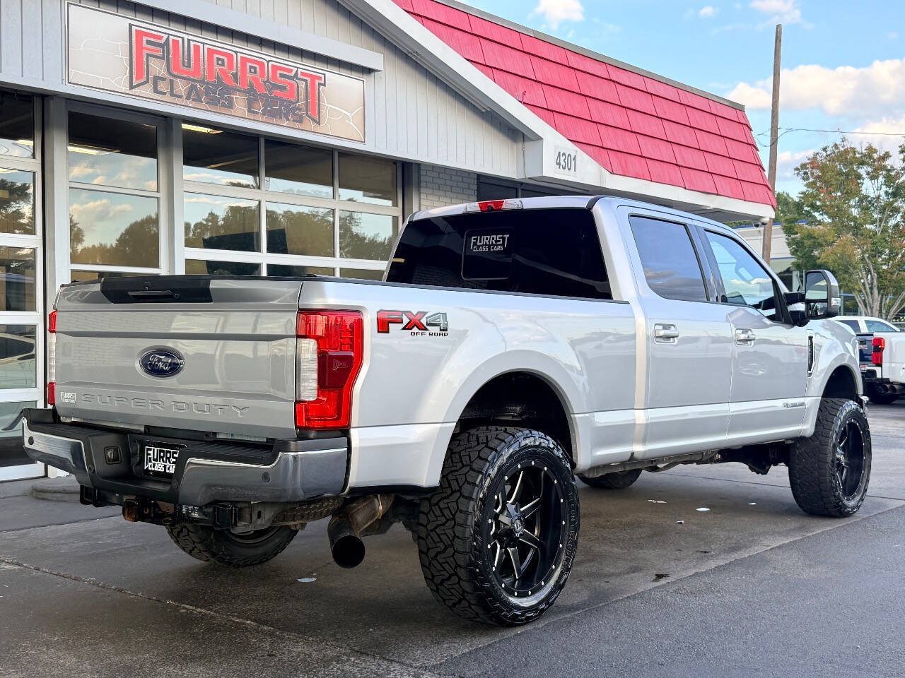 Used 2019 Ford F250 Lariat w/ Lariat Ultimate Package AWD/4WD image 3