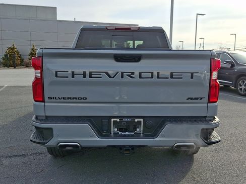 Used 2024 Chevrolet Silverado 1500 RST w/ Convenience Package II image 5