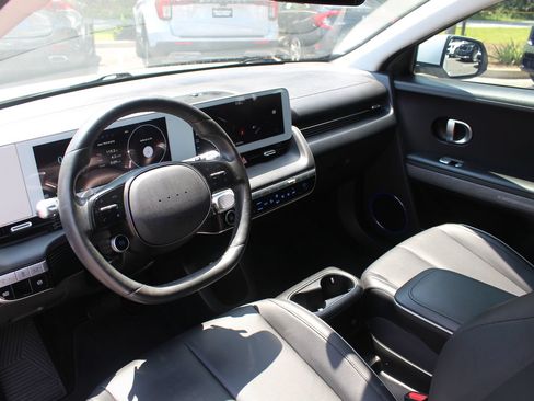 Used 2023 Hyundai Ioniq 5 SEL w/ Cargo Package AWD/4WD image 16