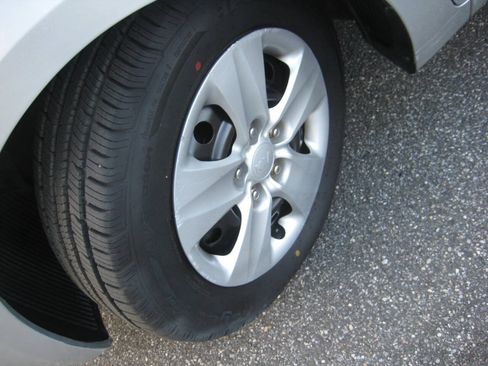 Used 2014 Kia Forte LX FWD image 23