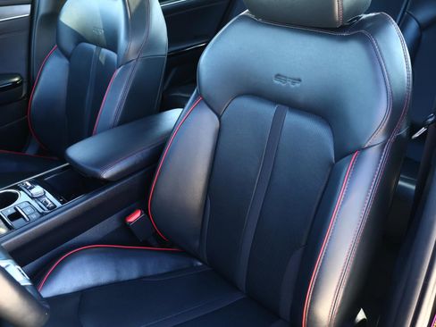 Used 2024 Kia K5 GT w/ GT1 Package image 13