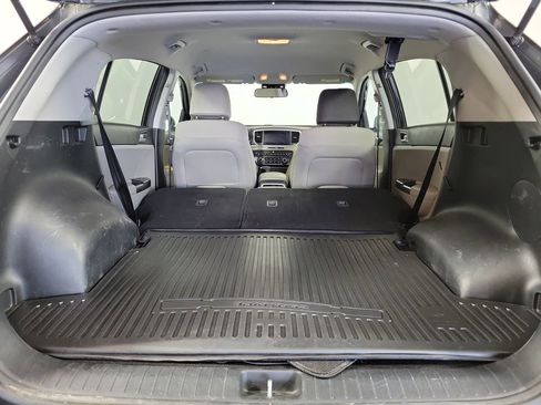 Used 2022 Kia Sportage LX image 25