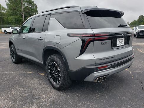 Used 2024 Chevrolet Traverse Z71 w/ LPO, Floor Liner Package AWD/4WD image 4
