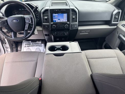 Used 2019 Ford F150 XLT w/ Equipment Group 302A Luxury AWD/4WD image 19