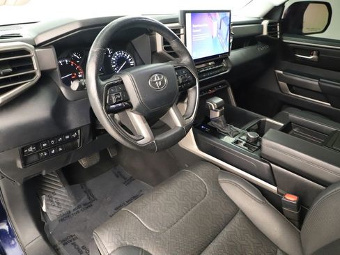 Used 2022 Toyota Tundra SR5 w/ SR5 Premium Package image 15