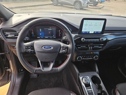 Used 2025 Ford Escape ST-Line image 16