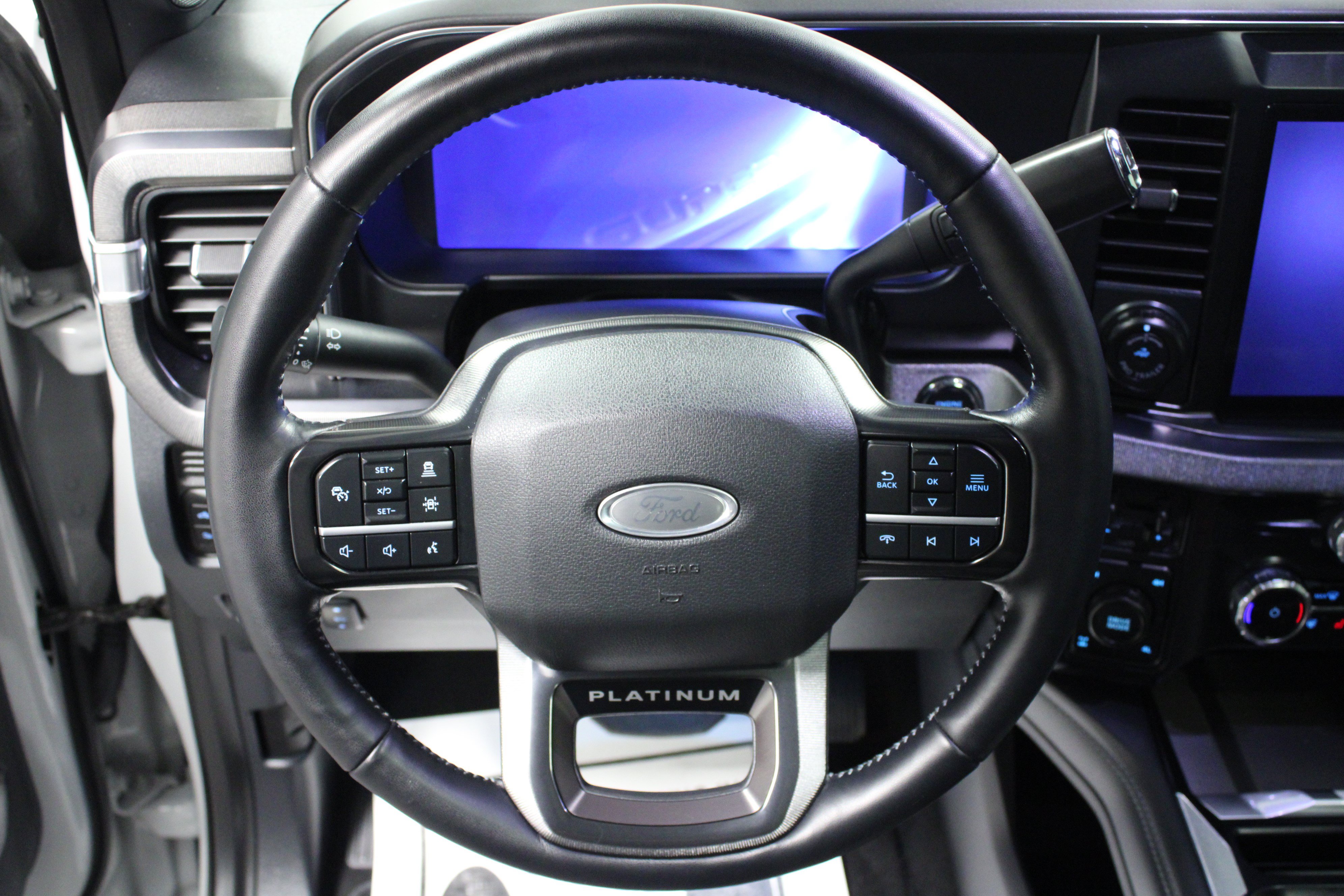 Used 2026 Ford F250 Platinum AWD/4WD image 17