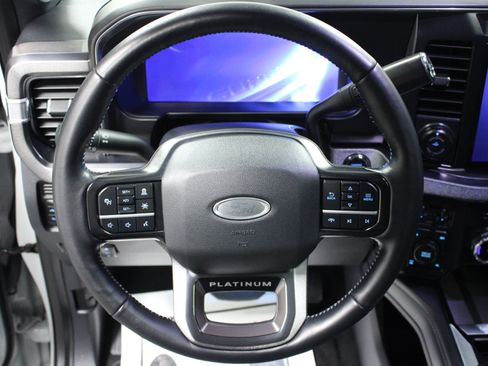 Used 2026 Ford F250 Platinum AWD/4WD image 17