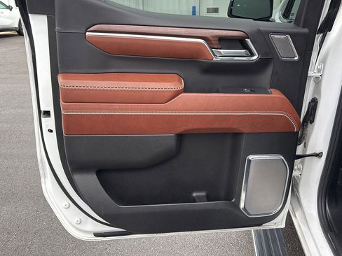 Used 2024 GMC Sierra 1500 Denali Ultimate image 18