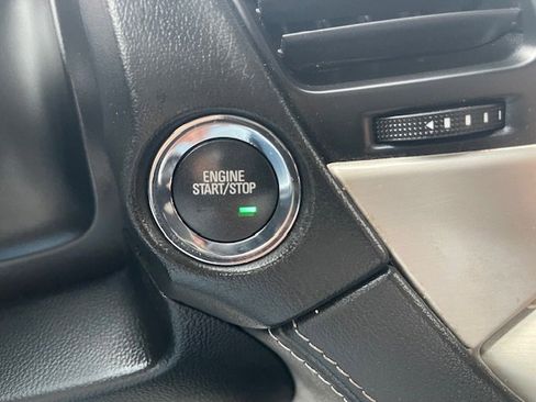 Used 2017 GMC Yukon XL Denali w/ Open Road Package image 31