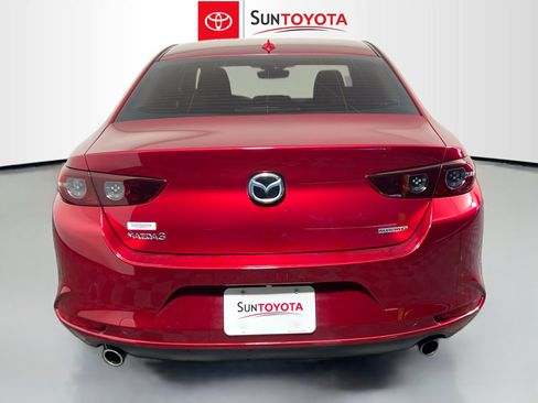 Used 2019 MAZDA MAZDA3 Sedan w/ Preferred Package image 5