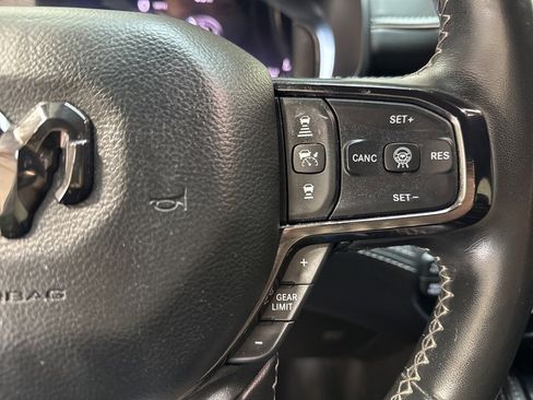 Used 2025 RAM 1500 Limited w/ Off Road Group image 31