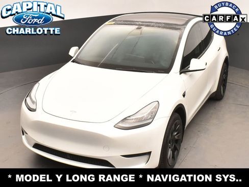 Used 2022 Tesla Model Y Long Range image 23