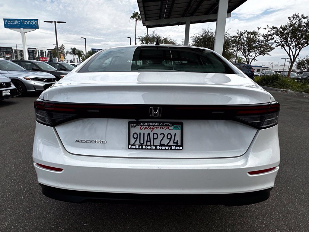 Certified 2025 Honda Accord SE image 12