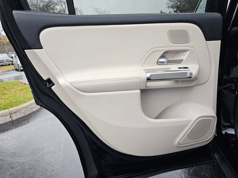 New 2026 Mercedes-Benz GLB 250 4MATIC image 25