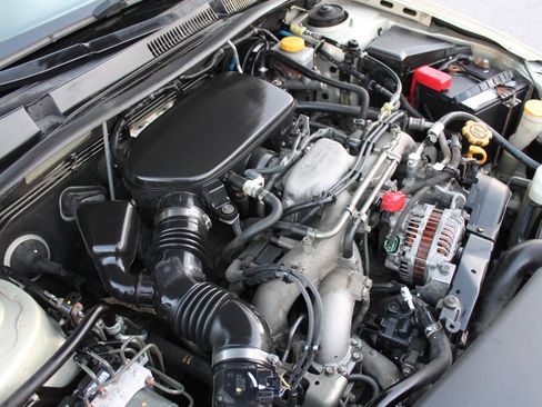 Used 2007 Subaru Outback 2.5i L.L. Bean AWD/4WD image 13