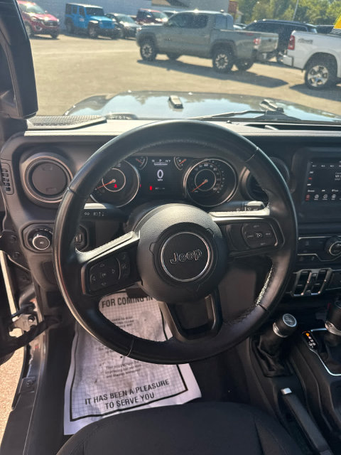 Used 2022 Jeep Wrangler Unlimited Sport AWD/4WD image 14