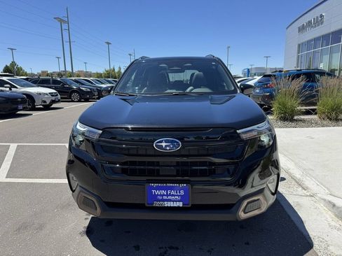 Used 2025 Subaru Forester Sport AWD/4WD image 2