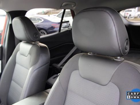 Used 2024 Chevrolet Trax LT w/ LT Convenience Package image 18