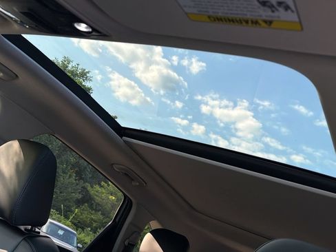 New 2026 Kia Sorento S w/ S Panoramic Sunroof Package AWD/4WD image 28