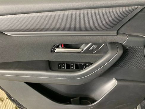 Used 2025 MAZDA CX-90 3.3 Turbo w/ Select Package image 31