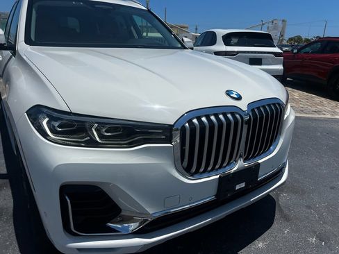 Used 2019 BMW X7 xDrive50i w/ Cold Weather Package AWD/4WD image 12
