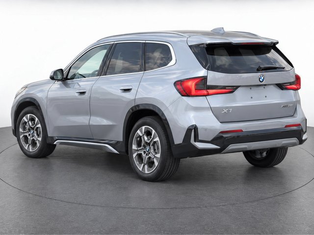 Used 2026 BMW X1 xDrive28i w/ Technology Package AWD/4WD image 4