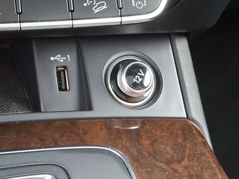 Used 2019 Audi Q5 2.0T Premium Plus w/ Premium Plus Package image 28