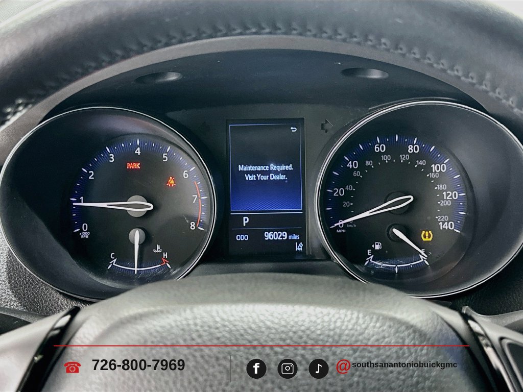 Used 2021 Toyota C-HR Limited FWD image 13