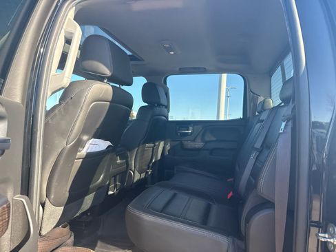 Used 2015 GMC Sierra 2500 Denali w/ Duramax Plus Package image 6