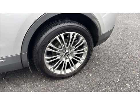 Used 2016 Lincoln MKX Reserve w/ Climate Package image 23