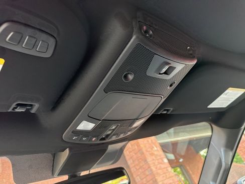 Used 2018 Ford F150 Lariat w/ Equipment Group 502A Luxury image 22