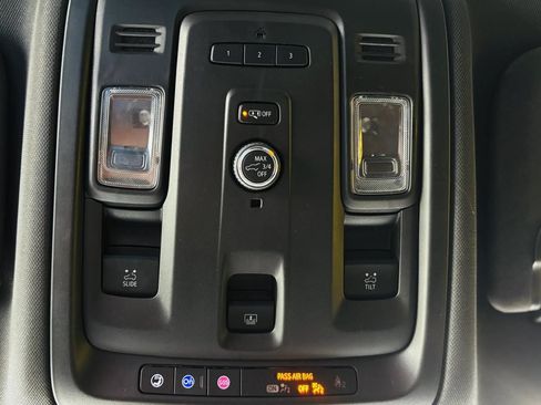 Used 2023 GMC Yukon SLT AWD/4WD image 51