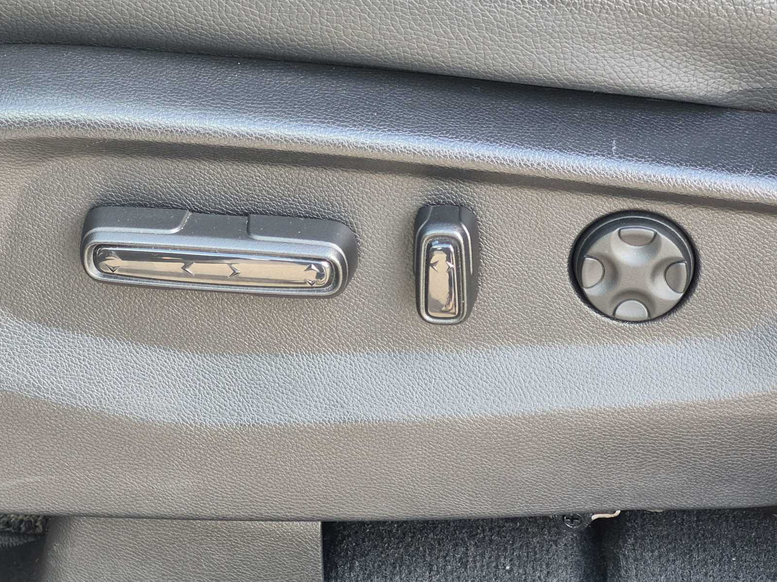 Certified 2025 Honda Odyssey EX-L image 17