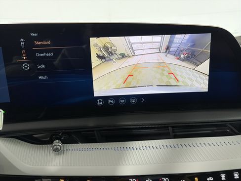 Certified 2025 Cadillac Optiq Sport 2 image 27