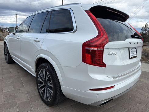Used 2020 Volvo XC90 T5 Momentum w/ Protection Package Premier image 4