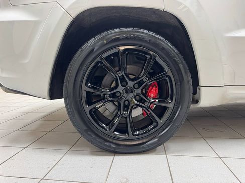 Used 2014 Jeep Grand Cherokee SRT8 AWD/4WD image 79