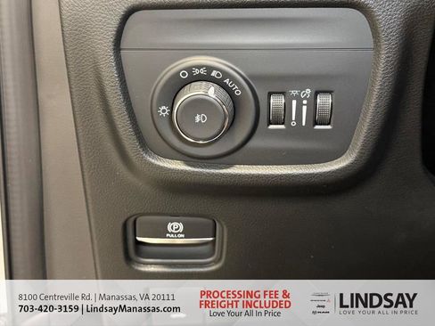 New 2025 Jeep Grand Cherokee Overland w/ Adv Protech Group III AWD/4WD image 36