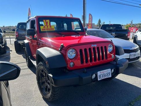 Used 2017 Jeep Wrangler Sport w/ Quick Order Package 24S AWD/4WD image 3