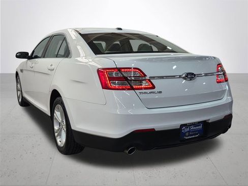 Used 2015 Ford Taurus SE image 14