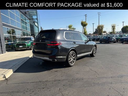 Used 2026 BMW X7 xDrive40i w/ Premium Package AWD/4WD image 3
